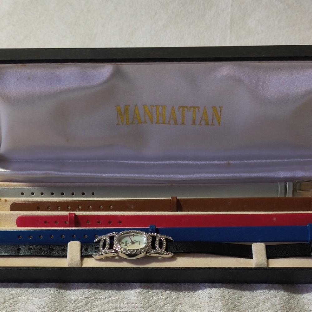 Manhattan Women's Watch with Interchangeable Straps